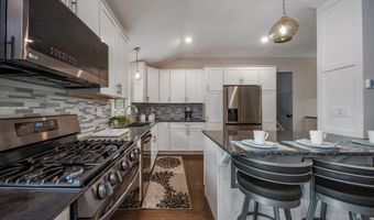 26 Indian Dr, Clinton, CT 06413