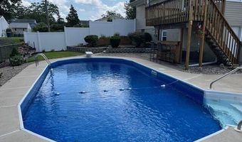 352 Surf Ave, Beachwood, NJ 08722