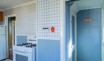 496 Burnsford Ave, Bridgeport, CT 06606