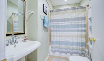 33 Kappus Rd, Alexandria Twp., NJ 08848