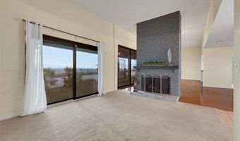 6744 Mountridge Dr, Las Vegas, NV 89110