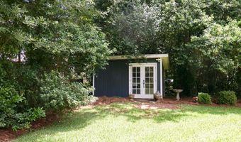 205 Valley Dr, Americus, GA 31709