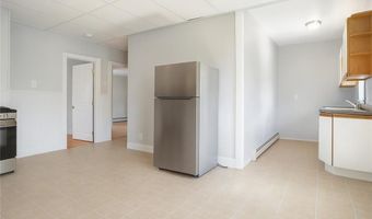 68 Division St, Lincoln, RI 02838