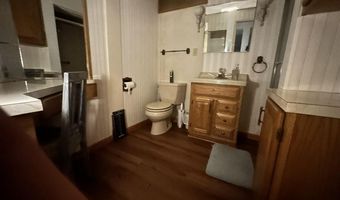 928 BLACK HILLS Ave, Alliance, NE 69301