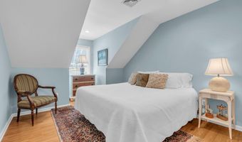 22 Woodland Ave, Manasquan, NJ 08736