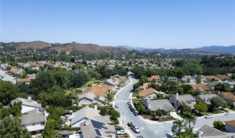 29251 Fountainwood St, Agoura Hills, CA 91301