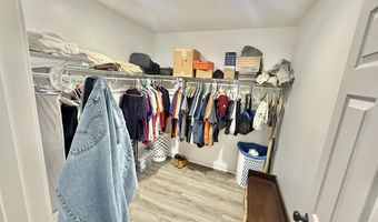 530 Shields Crossing Dr, Bean Station, TN 37708