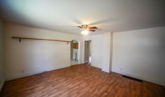 813 N Charles St, Bicknell, IN 47512