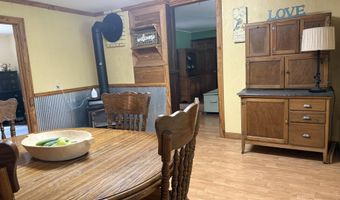 2463 State Highway Dd, Ava, MO 65608