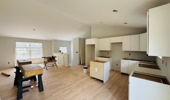 68 South St, Brooklyn, CT 06234