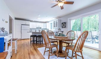 48 Cider Mill Rd, Bedford, NH 03110