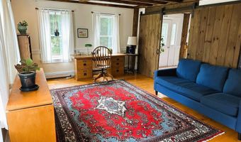 71 Brook Rd, Falmouth, ME 04105