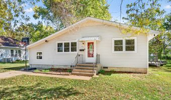 922 S Oak Ave, Aurora, MO 65605