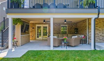 327 Crest Ln, Adams Twp., PA 16046