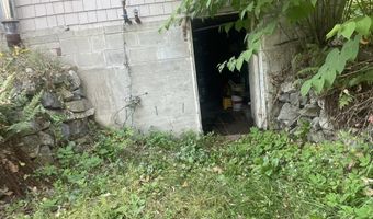 89 Lone Indian Trl, Augusta, ME 04330