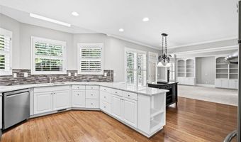 3085 Walnut Creek Dr, Alpharetta, GA 30005