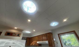 16 Germain St, Burlington, VT 05401