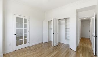 6 Whittier Place 17D, Boston, MA 02114