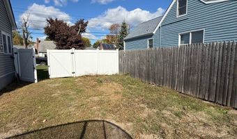 967 Sunrise Hwy, Long Island City, NY 11704