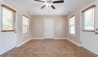 625 Pershing Dr, Anderson, IN 46011