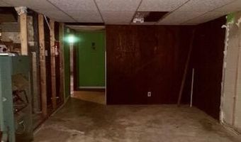1501 Mardan Dr, Adrian, MI 49221
