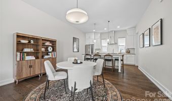 4017 Plaza Row Ct, Charlotte, NC 28205