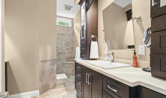 5 Lancaster Ln, Bourne, MA 02532