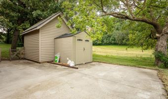 903 Park St, Alexandria, MN 56308