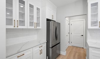 125 Pennsylvania Ave, Barnegat, NJ 08005