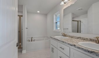 19849 Redhawk Dr, Athens, AL 35611