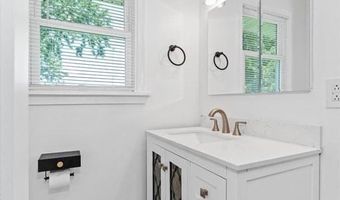 943 WOODFORD Dr, Dover, DE 19904