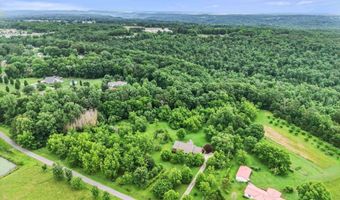 205 Oak Hill Ln, Arab, AL 35016