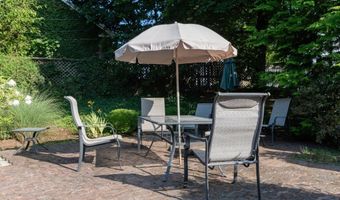 33 Murdock St, Boston, MA 02135