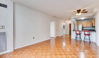 7111 WOODMONT Ave 608, Bethesda, MD 20815