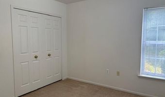 2776 S Knightsbridge Cir, Ann Arbor, MI 48105