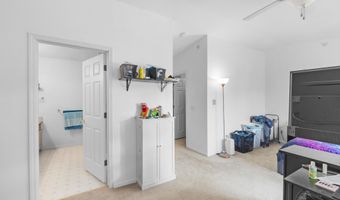1876 Lindsay Ln, Ann Arbor, MI 48104