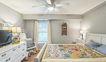 501 N BETHLEHEM Pike 14-Q, Ambler, PA 19002