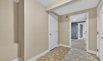 15 Shaker Heights Ln, Chester, NH 03036