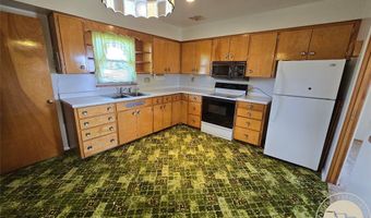 414 S 8th St E, Baker, MT 59313