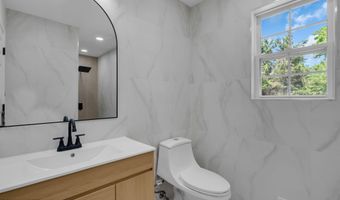 39 Old Main Shore Rd, Barnegat, NJ 08005
