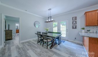 27 Garland Ball Dr, Alexander, NC 28701