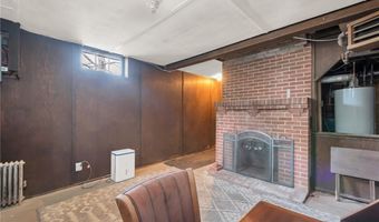 14 Barnsdale Rd, East Providence, RI 02914