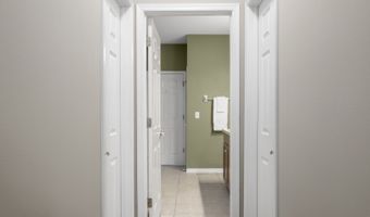 1 N049 Mission Ct, Winfield, IL 60190