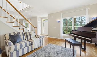54 Paine Rd, Cumberland, RI 02864