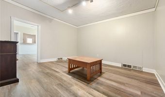 541 8th St, Ambridge, PA 15003