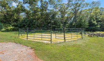 160 Kingston Rd, Exeter, RI 02822