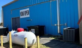 1613 W Broadway, Andrews, TX 79714