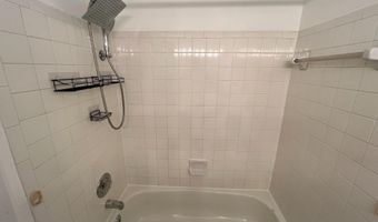 4821 RIVER VALLEY Way 121, Bowie, MD 20720