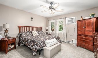 136 Pembroke Rd 6-52, Danbury, CT 06811