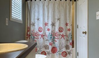 225 Shaw St, Albertville, AL 35950